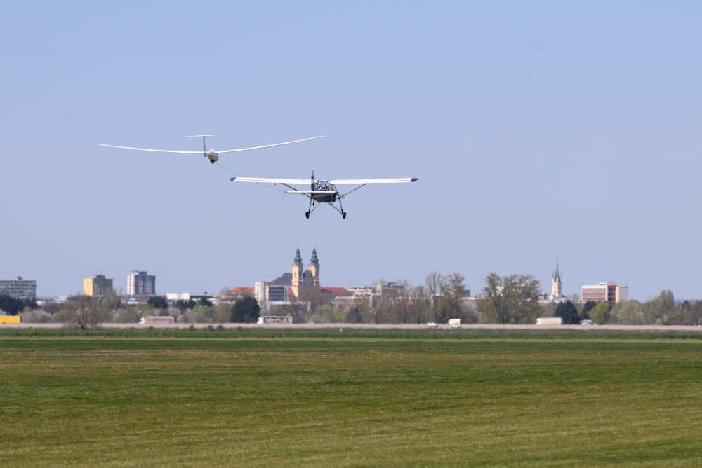 24. ročník súťaže v bezmotorovom lietaní vetroňov Pribina Cup 2025 na letisku v Nitre-Janíkovciach