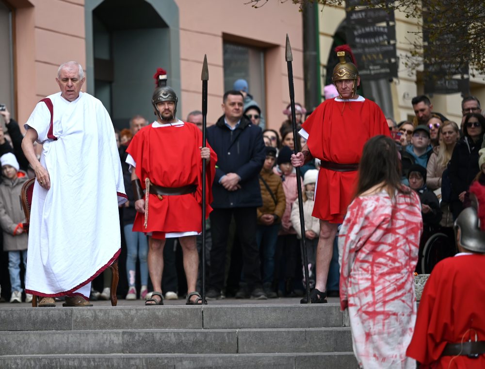 Živá krížová cesta na Veľký piatok v Prešove 