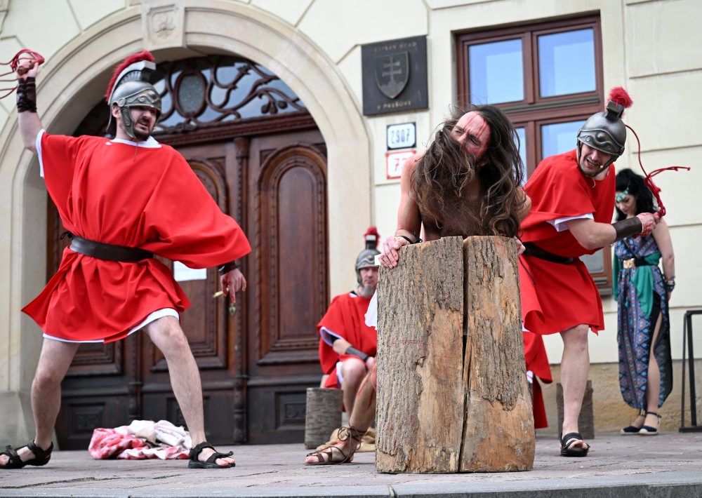 Živá krížová cesta na Veľký piatok v Prešove 