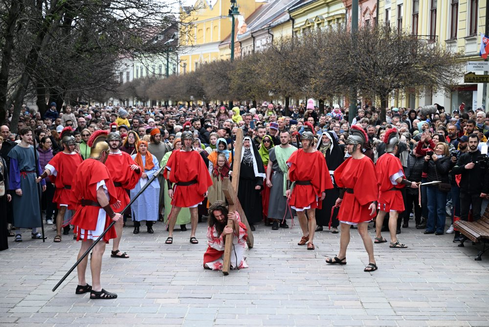 Živá krížová cesta na Veľký piatok v Prešove 