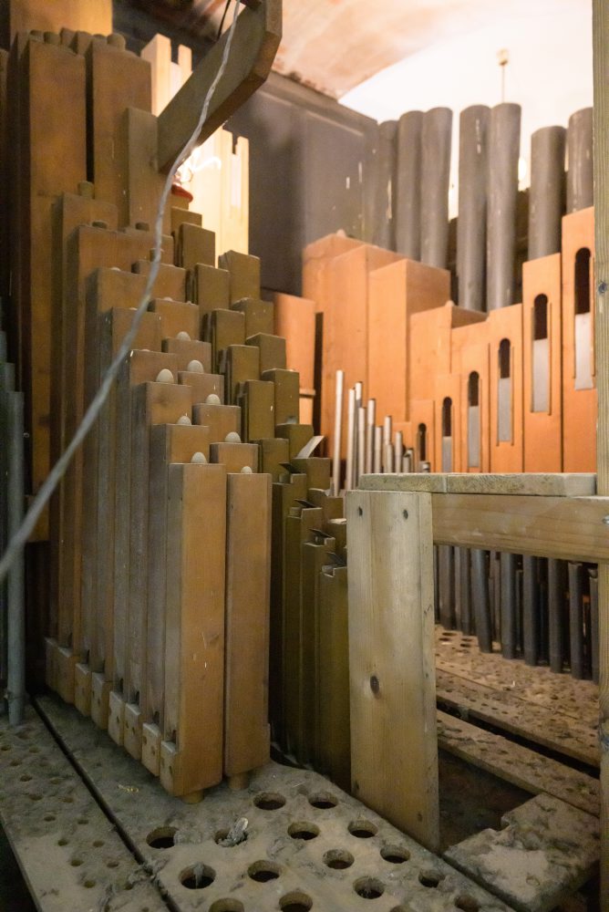 Cirkvi: Reštaurátori začali s obnovu storočného organa v Šali