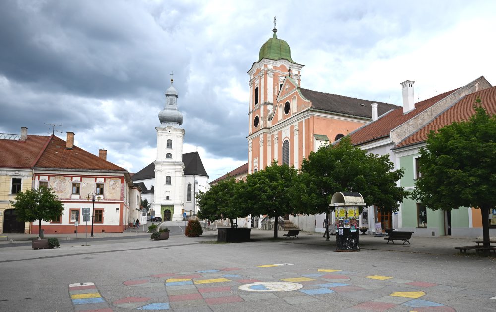 Katedrála Nanebovzatia Panny Márie v Rožňave 