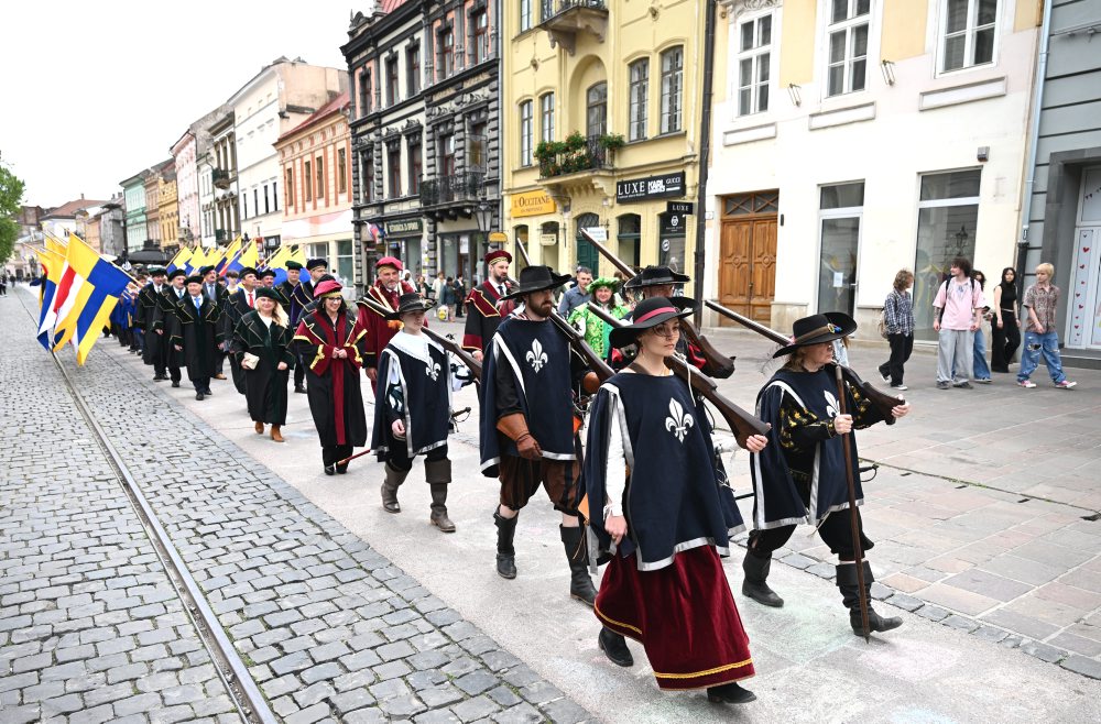 Sprievod rytierov spojený so vztyčovaním mestskej vlajky v rámci Dňa mesta Košice 