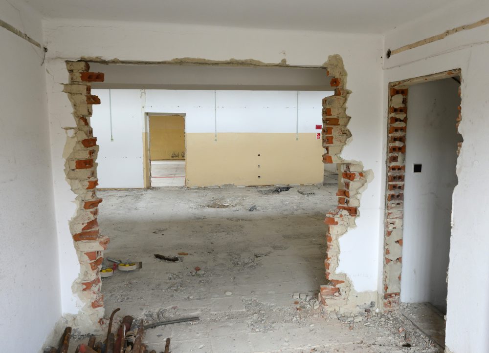 Prestavba bývalej budovy štátneho archívu na materskú školu Horných Krškanoch 
