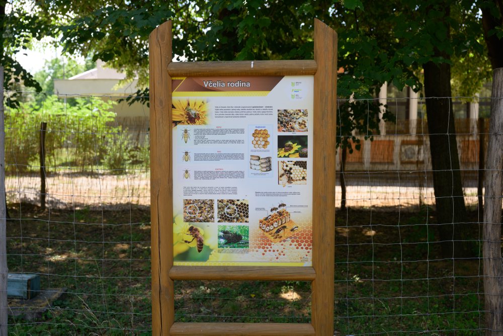 Nová včelnica v Botanickej záhrade Slovenskej poľnohospodárskej univerzity v Nitre 