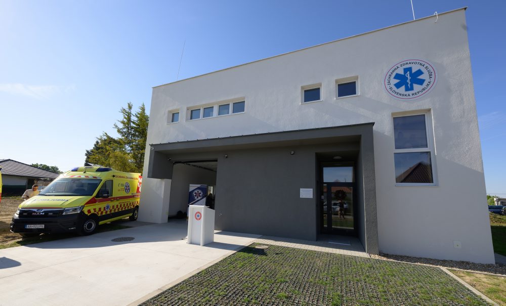 Močenok: Od polnoci začala fungovať prvá z 58 nových staníc ZZS