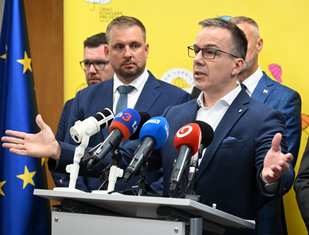 Stretnutie Úradu komisára pre deti s ministrami v Trebišove