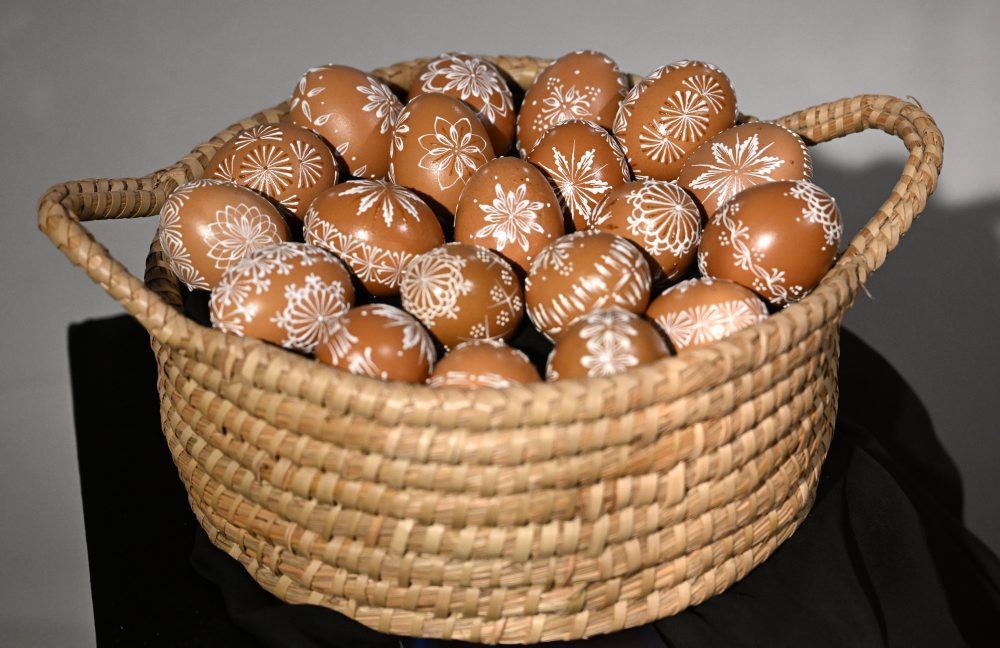 36. ročník súťažnej výstavy kraslíc „Trebišovski pisanki...tradičné s noblesou“ v Trebišove