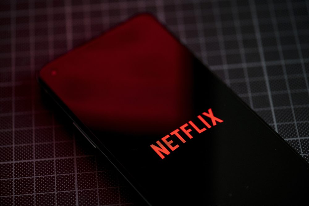 Médiá: Zisk Netflixu vo štvrtom kvartáli medziročne vzrástol o takmer 29 %