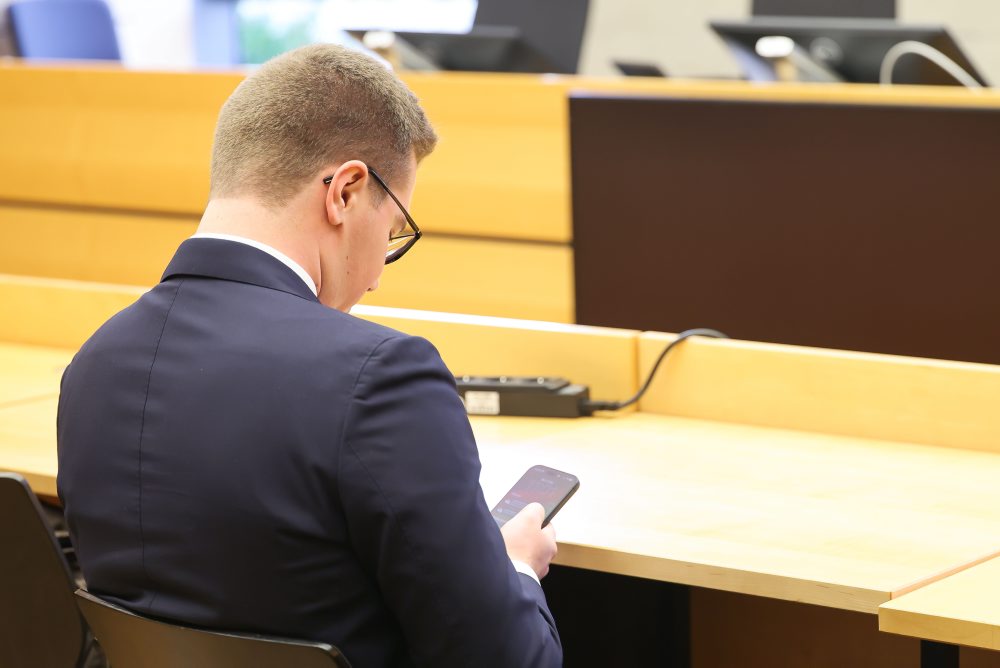 Súd uznal Halembu z AfD za vinného z prania špinavých peňazí a zastrašovania