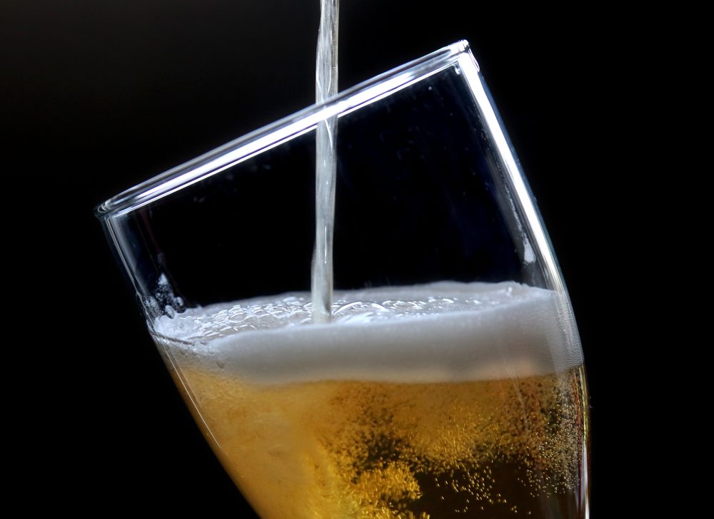 Nemecké pivovary vlani predali najmenej piva od roku 1993