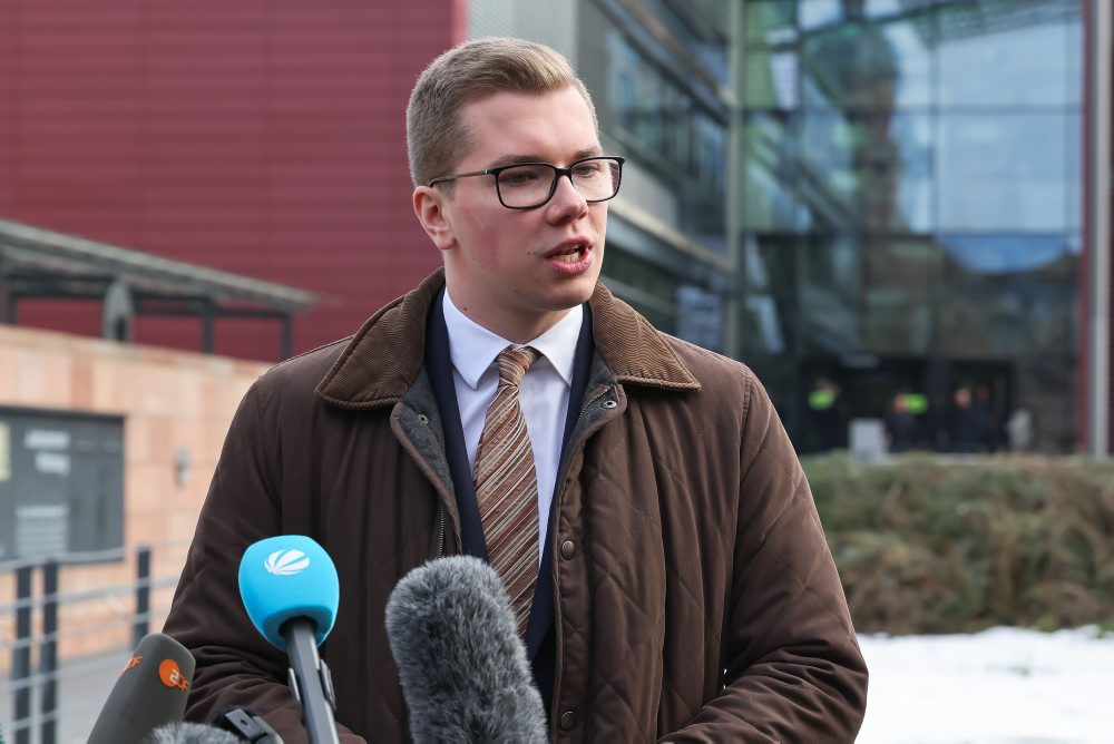 Súd uznal Halembu z AfD za vinného z prania špinavých peňazí a zastrašovania