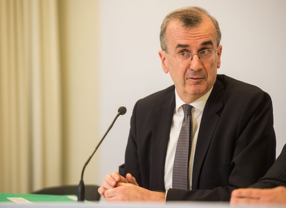 Guvernér francúzskej centrálnej banky F. Villeroy de Galhau oznámil svoj odchod