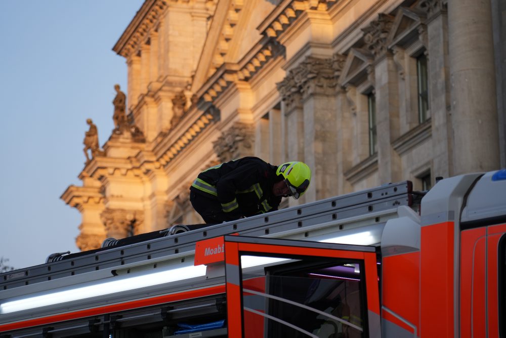 Nemecko: Hasiči zasahujú v sídle Spolkového snemu, rozozvučal sa detektor plynu