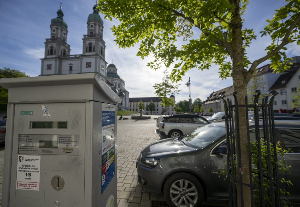 Manželov odsúdili za krádež 1,9 milióna eur z parkovacích automatov