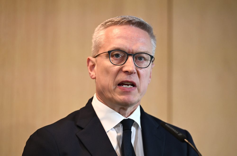 Nemecko: Minister čelí kritike kvôli rozsiahlemu využívaniu umelej inteligencie