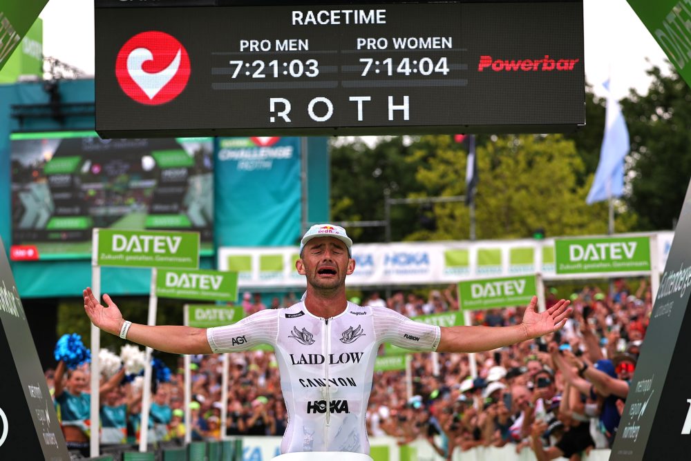 Triatlon: Laidlow stanovil najlepší čas na svete na dlhom triatlone v Rothe