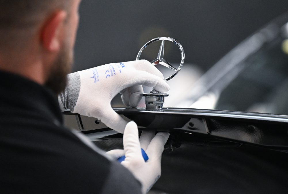 Predaj áut Mercedes-Benz v druhom kvartáli medziročne klesol o 8 %