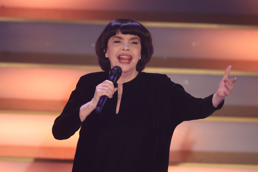 Francúzska šansoniérka Mireille Mathieu oslávi 80. narodeniny