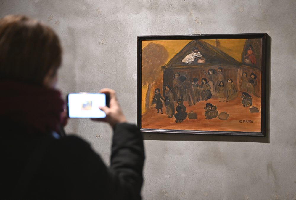 Vernisáž výstavy Omara Mara Oláh: Toto vidím cez zadné okno pri západe slnka