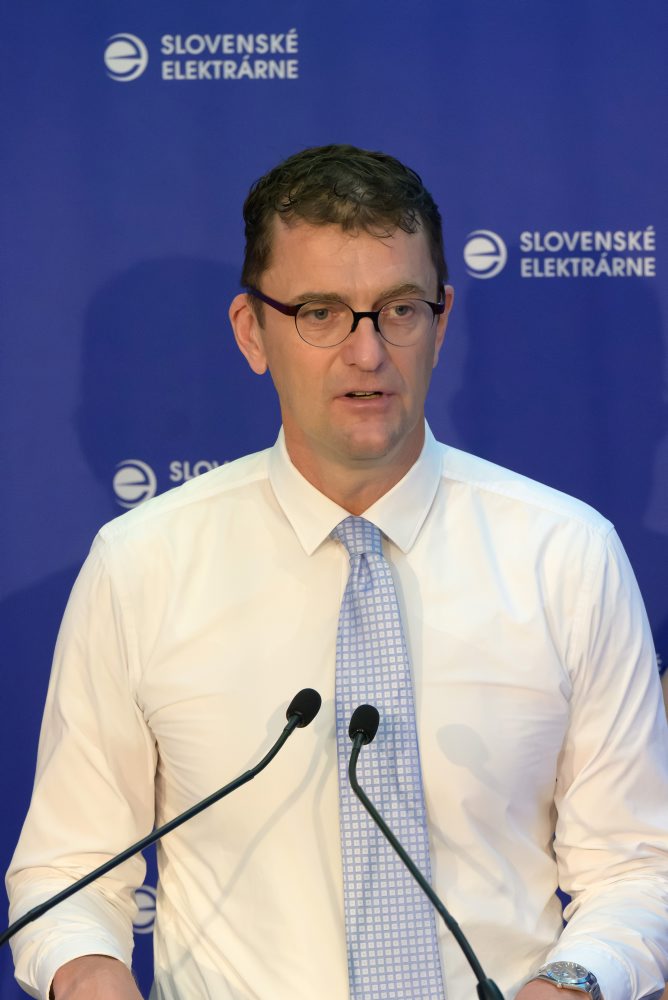 Štvrtý blok elektrárne v Mochovciach dostal povolenie na prevádzku