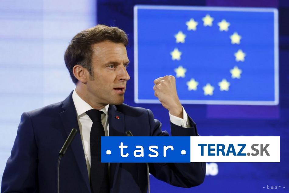 Macron appelle à une « communauté politique européenne »