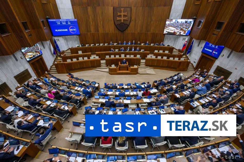 Finančná správa začala hromadnú registráciu právnických osôb na DIČ: Do konca októbra 2026 preverí 58-tisíc firiem pred spustením e-faktúry