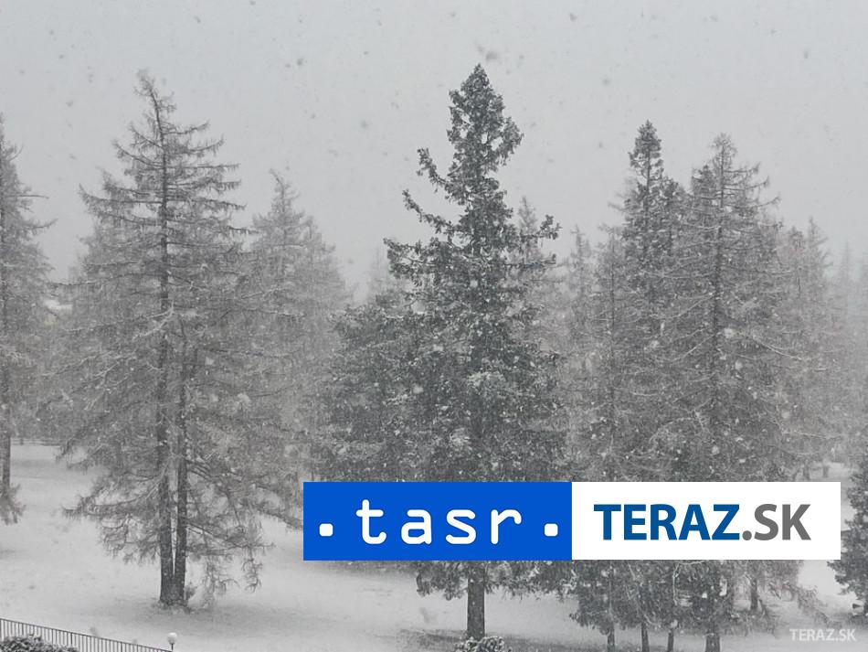 SHMÚ: Na severe vo vyšších polohách môže snežiť, výstraha trvá do rána